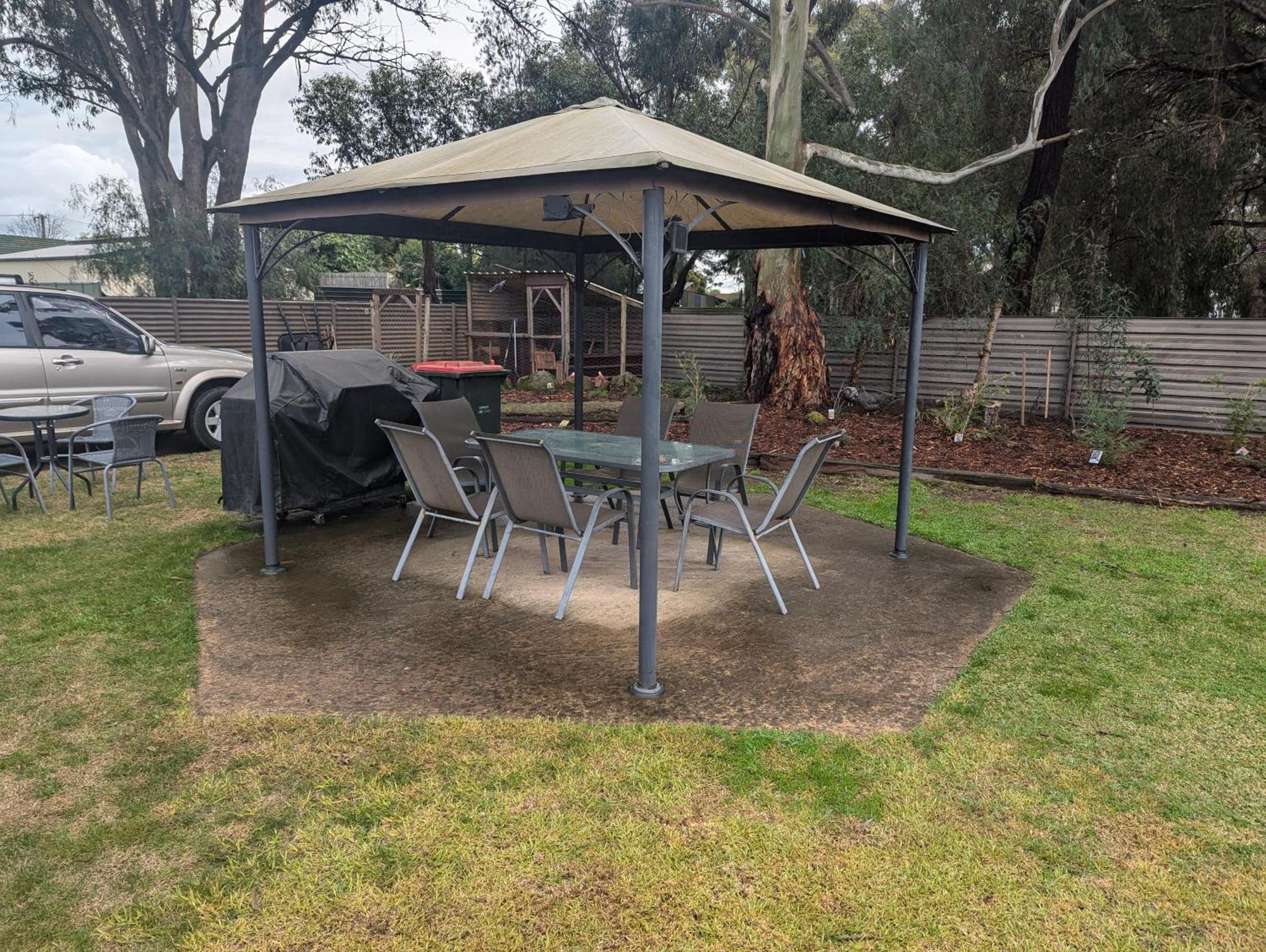 Kyabram Country Motel Екстер'єр фото