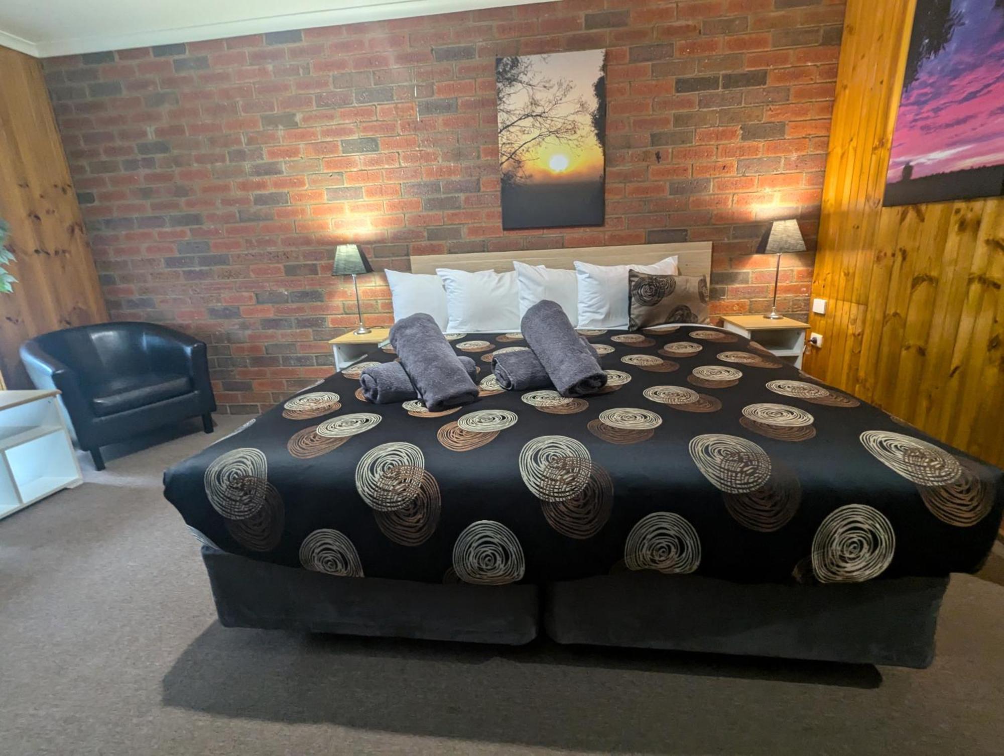 Kyabram Country Motel Екстер'єр фото