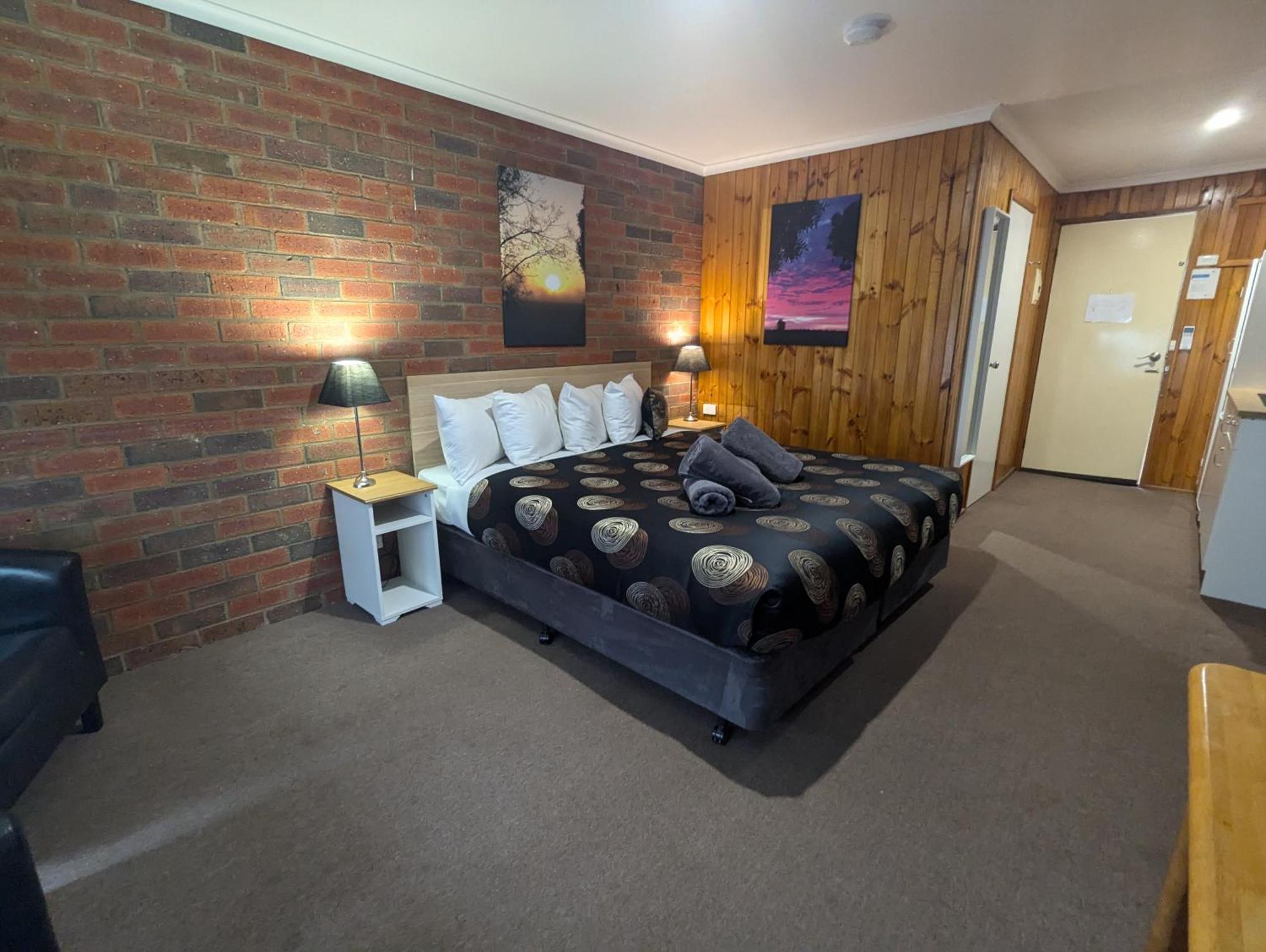Kyabram Country Motel Екстер'єр фото